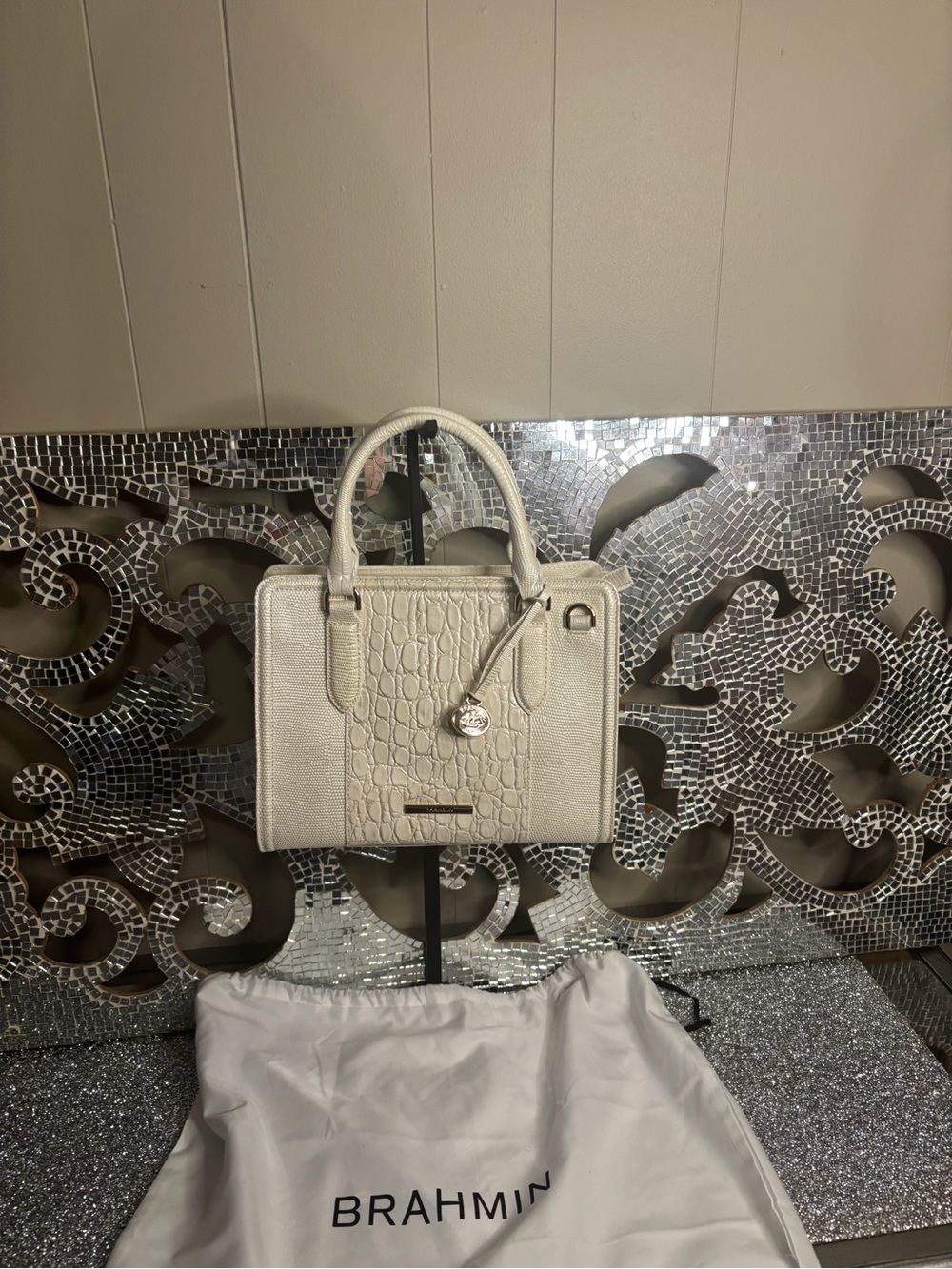 ⭐️Brahmin Cami Sea Salt White Carman Leather Satchel - Picture 11 of 12